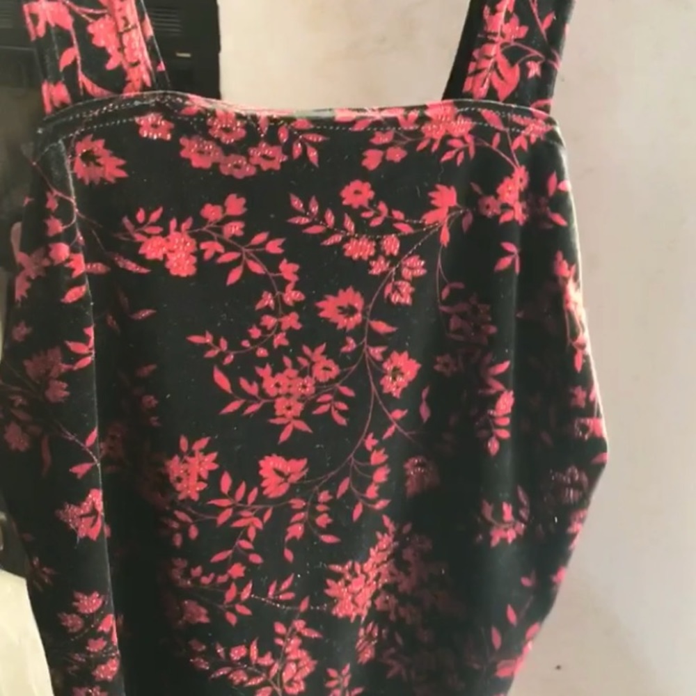Velvet Tanktop - Picture 3 of 3